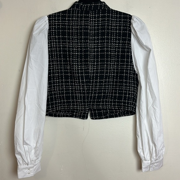 ZARA Black & White Plaid Cropped Vest with White Puff Sleeves - Picture 10 of 11